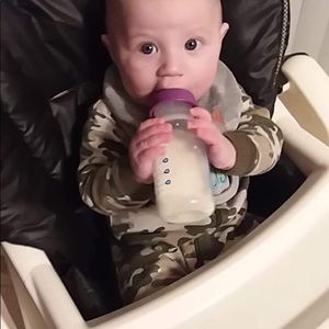 Meet your Posher, April